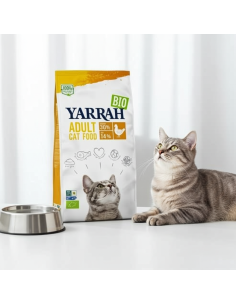 Yarrah Organic Chicken Feed for Cats 2.4kg 2